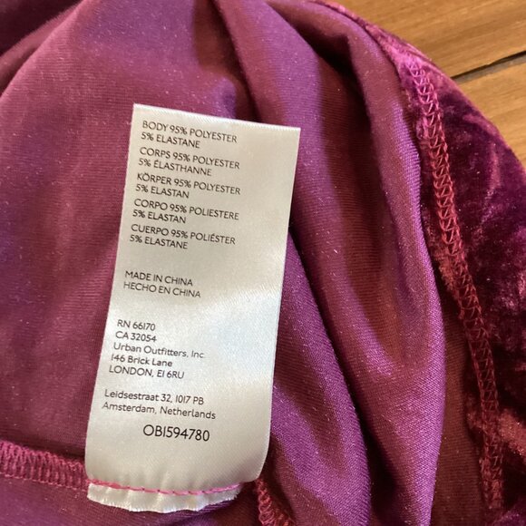 Pilcro Anthropologie Top Size Small Raspberry Red Velveteen Racerback Velvet - Picture 4 of 9